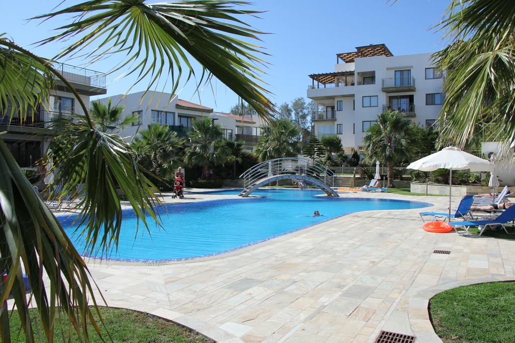 Апартаменти Danaos Pool View Пафос Екстер'єр фото