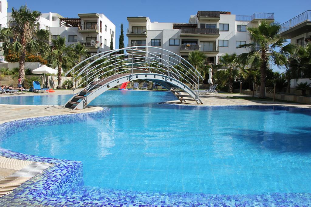 Апартаменти Danaos Pool View Пафос Екстер'єр фото